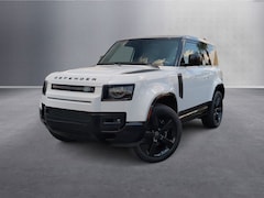 2025 Land Rover Defender 90 V8 SUV