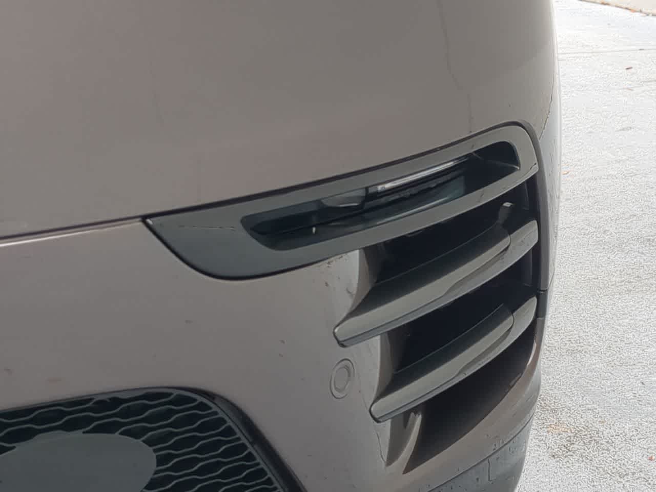 Thumbnail: 2026 Land Rover Range Rover Velar - 11