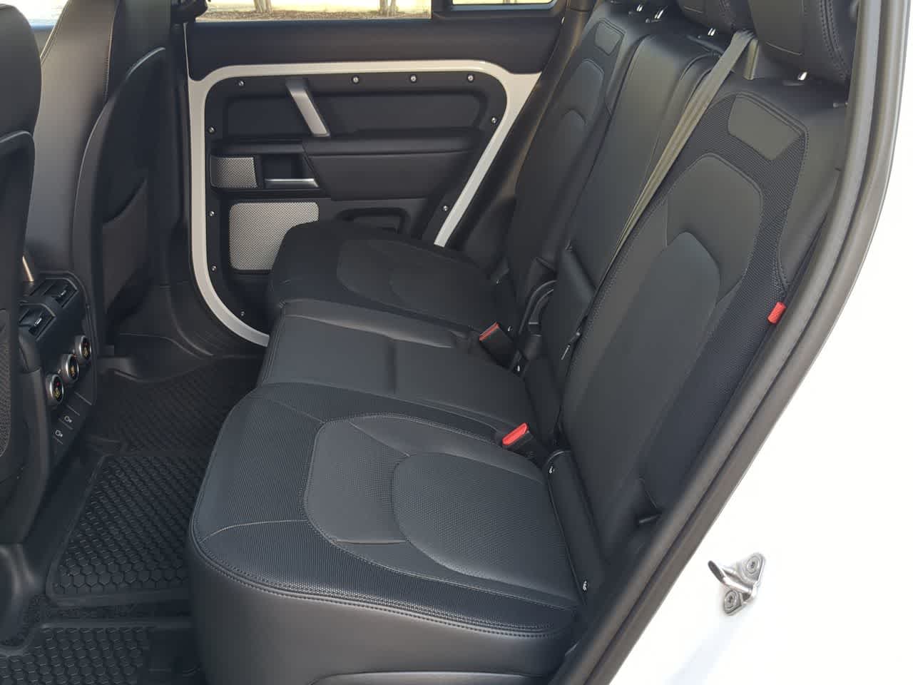 Thumbnail: 2024 Land Rover Defender - 21