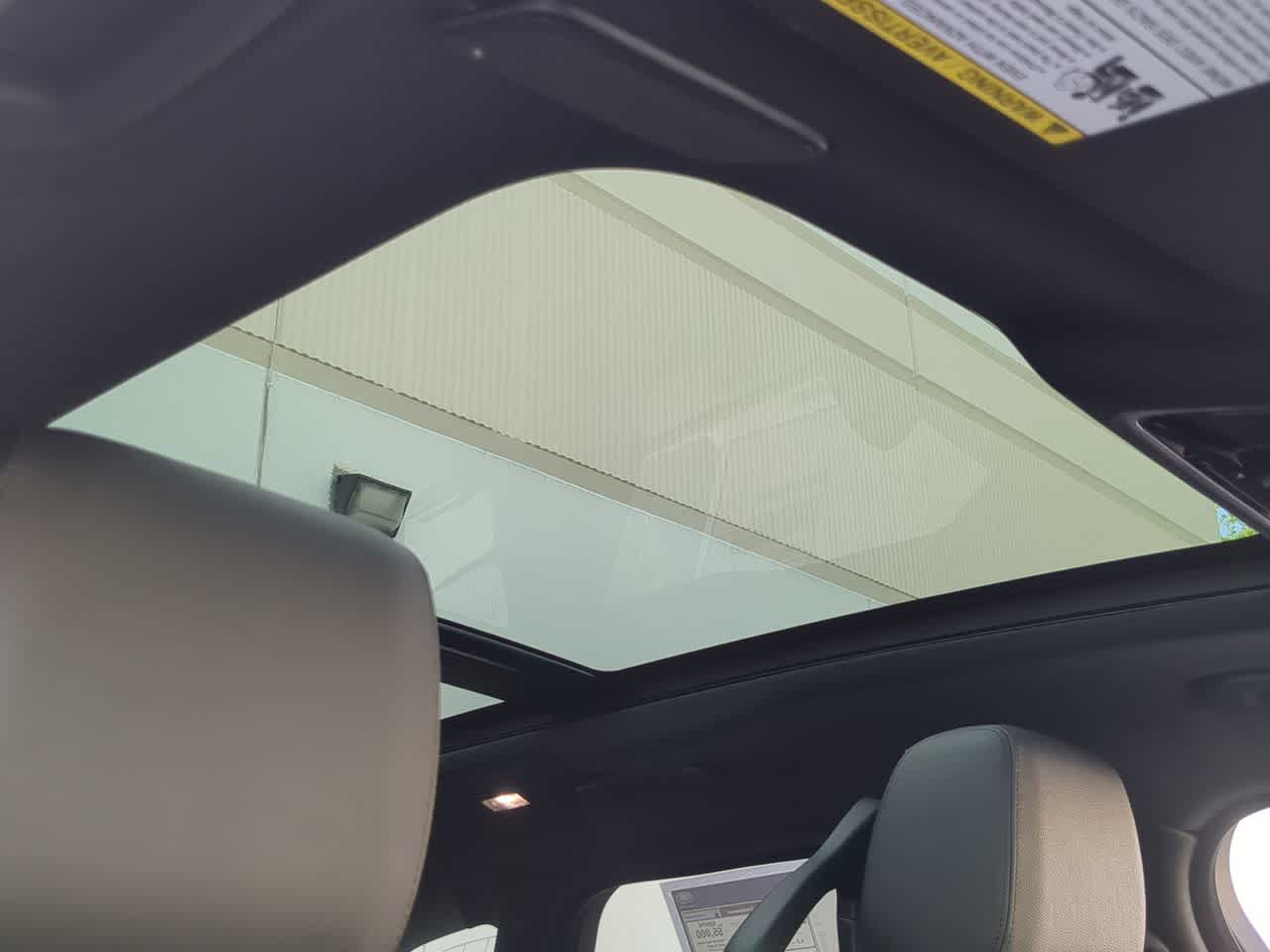 Thumbnail: 2026 Land Rover Range Rover Velar - 20