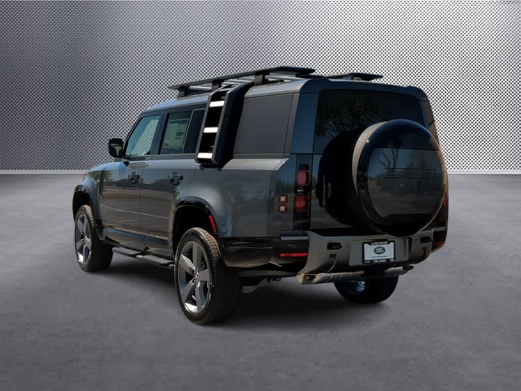 Thumbnail: 2025 Land Rover Defender - 6