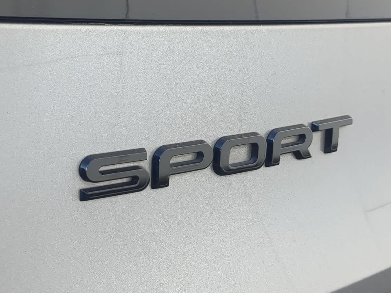 Thumbnail: 2023 Land Rover Range Rover Sport - 12