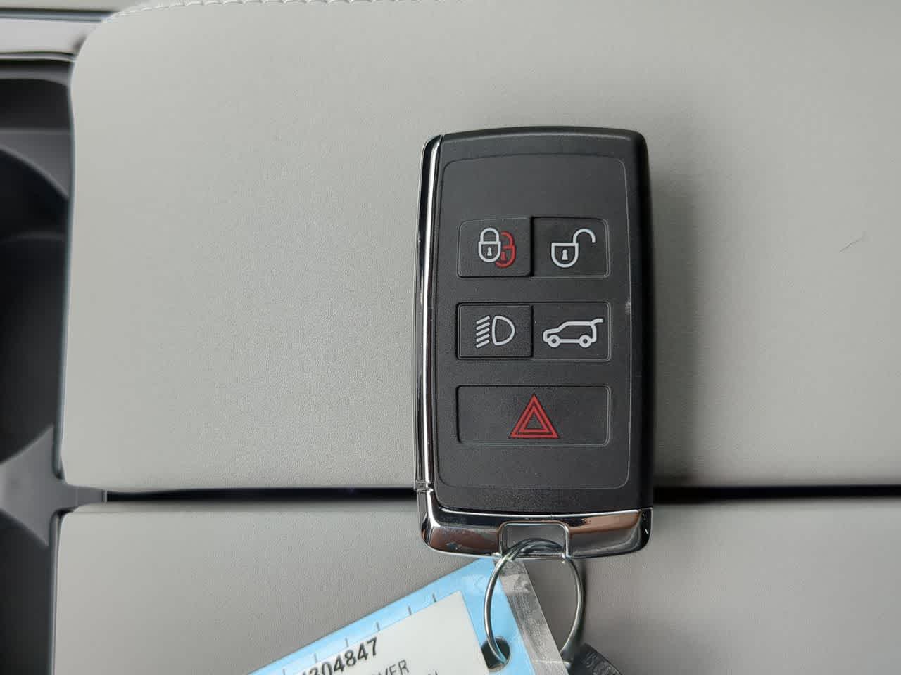 Thumbnail: 2026 Land Rover Range Rover Evoque - 38