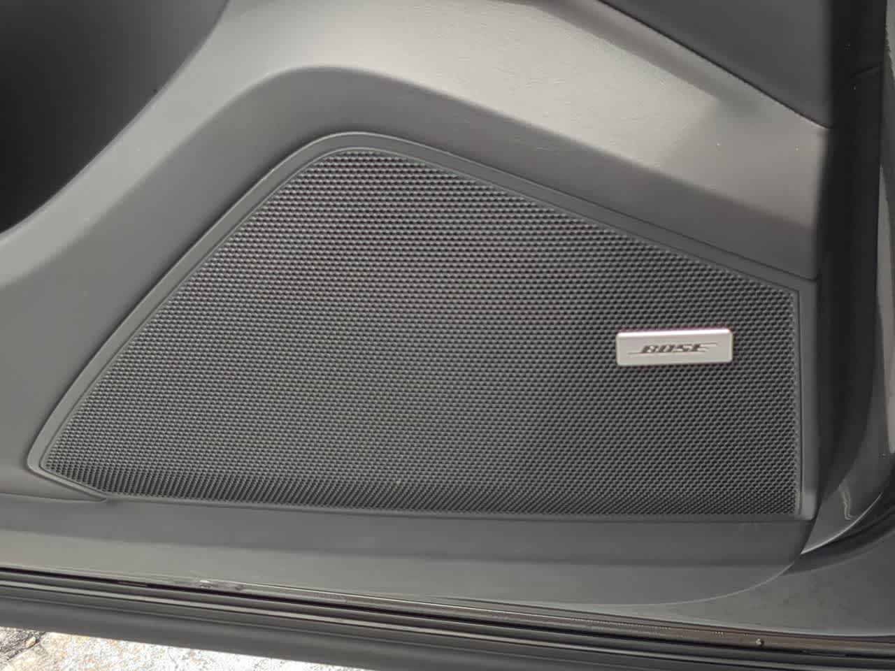 Thumbnail: 2023 Porsche Cayenne - 32