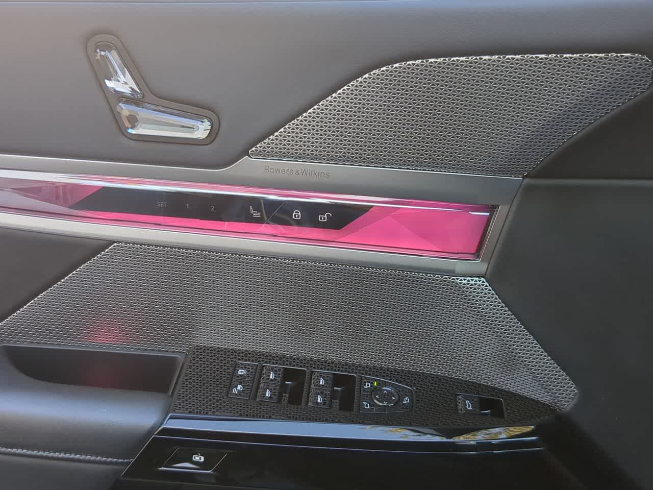 Thumbnail: 2025 BMW 7 Series - 32