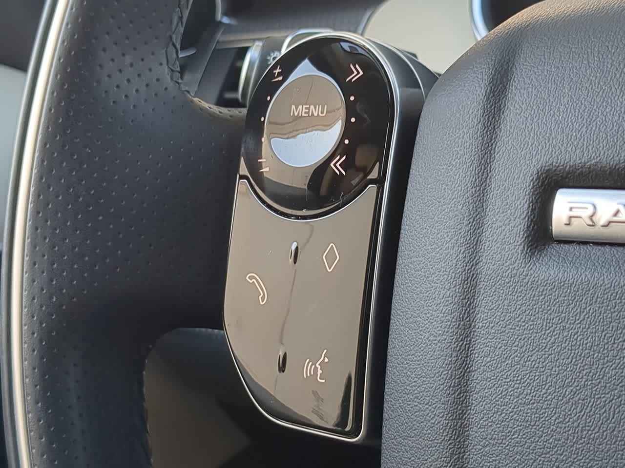 Thumbnail: 2022 Land Rover Range Rover Sport - 25