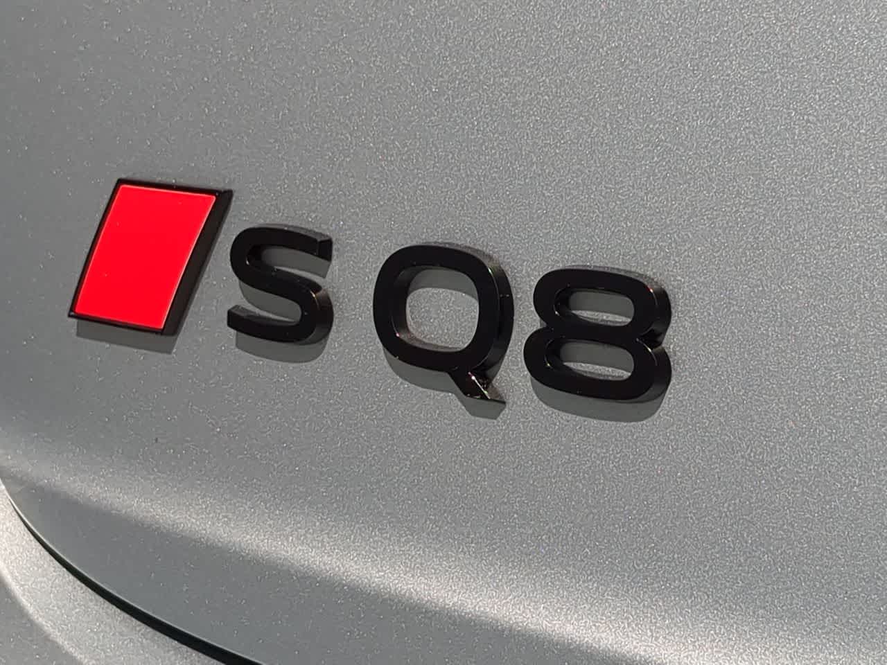 2024 Audi SQ8 Prestige 12