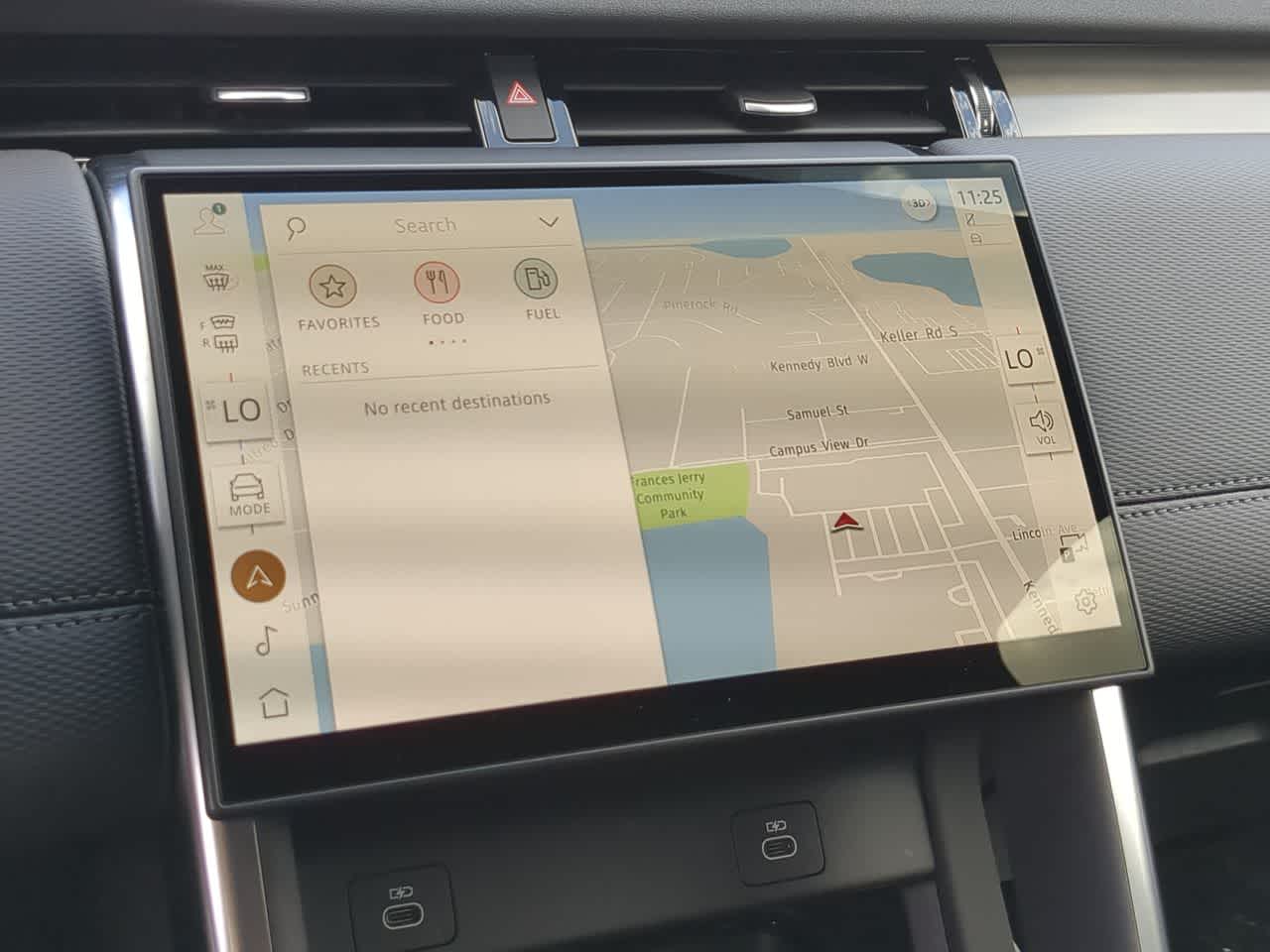 Thumbnail: 2025 Land Rover Discovery Sport - 29