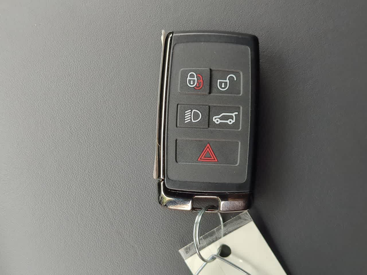 Thumbnail: 2026 Land Rover Range Rover Sport - 37