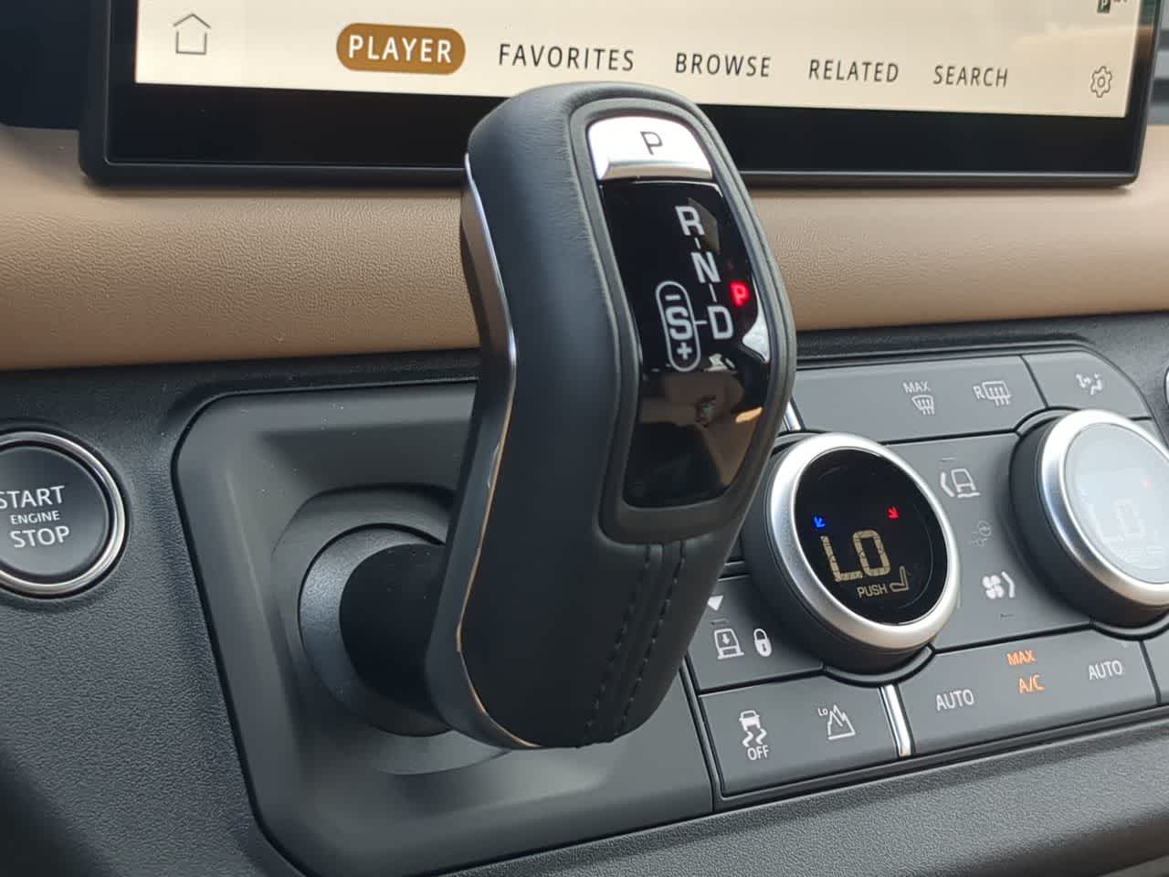 Thumbnail: 2025 Land Rover Defender - 35