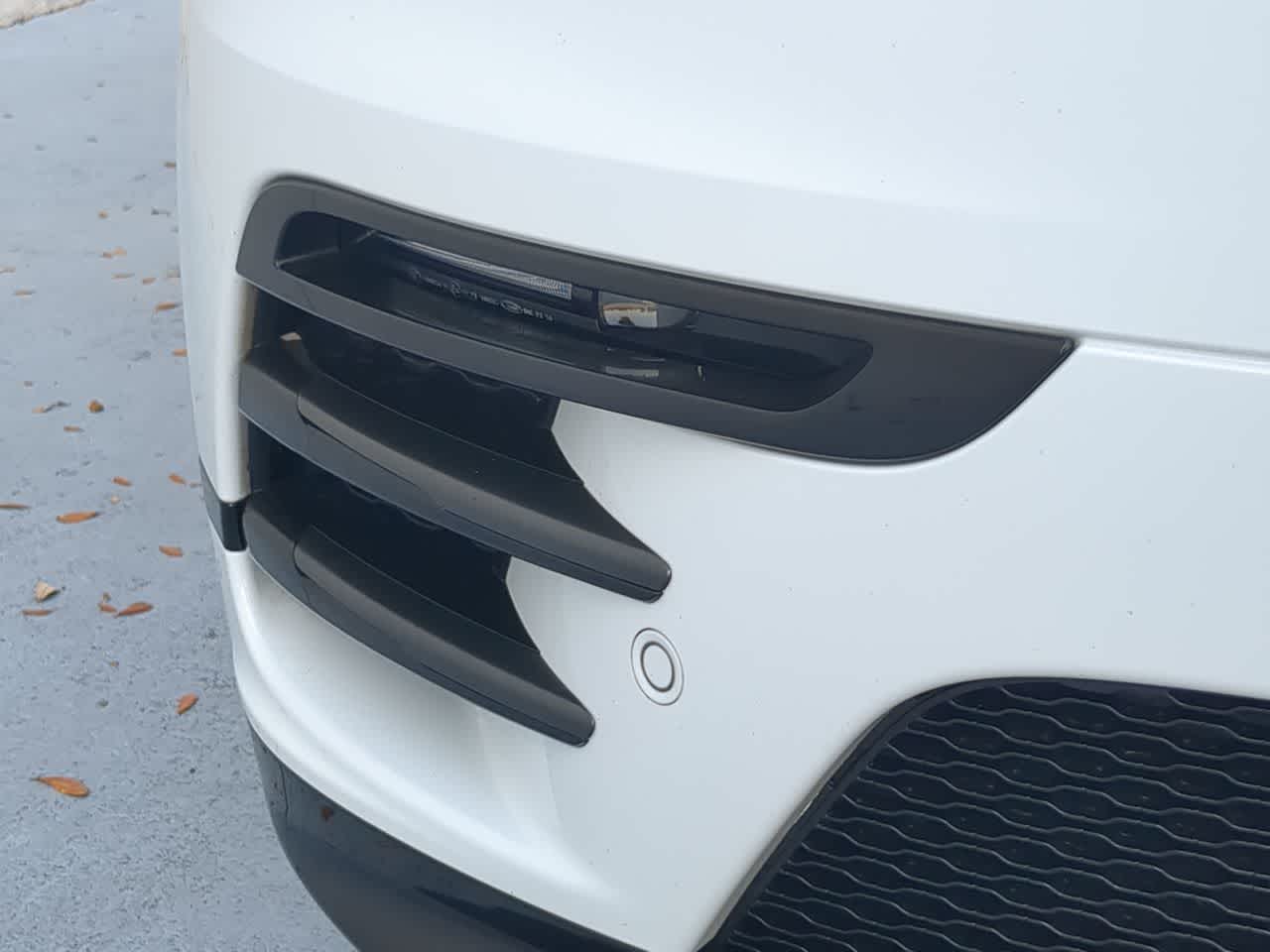 Thumbnail: 2026 Land Rover Range Rover Velar - 11