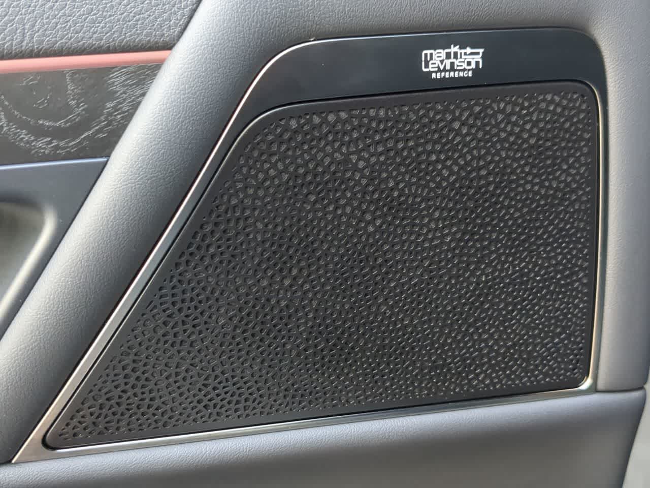 Thumbnail: 2025 Lexus LX - 32