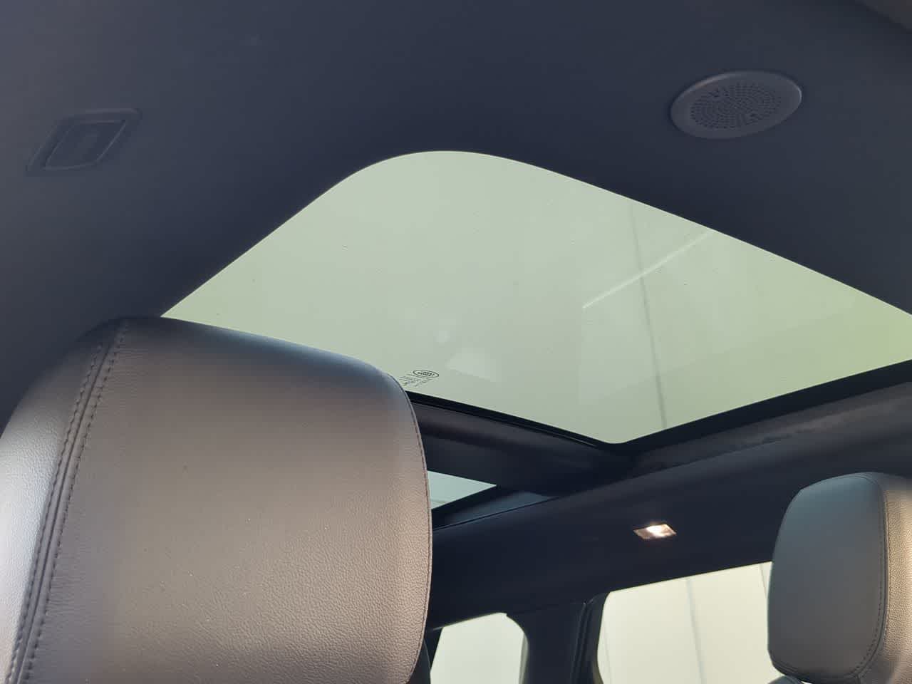 Thumbnail: 2026 Land Rover Range Rover Evoque - 19