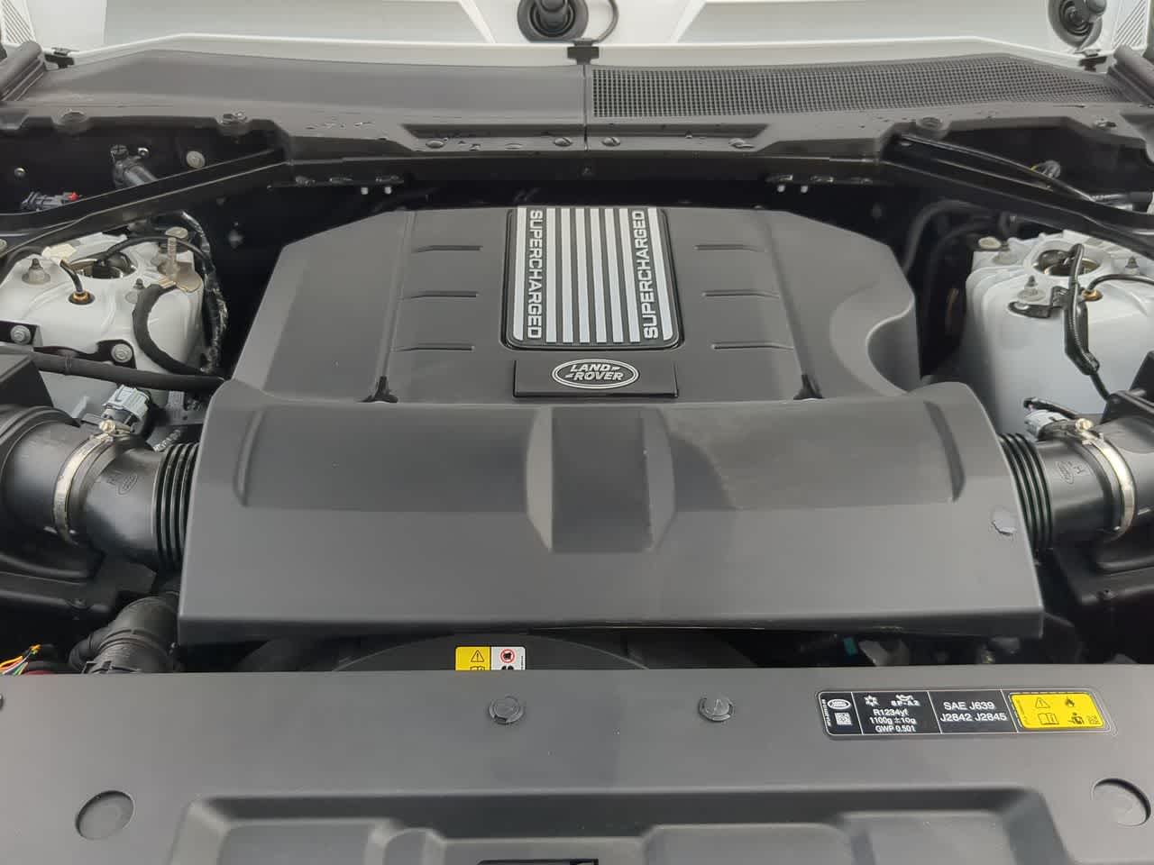 Thumbnail: 2025 Land Rover Defender - 15