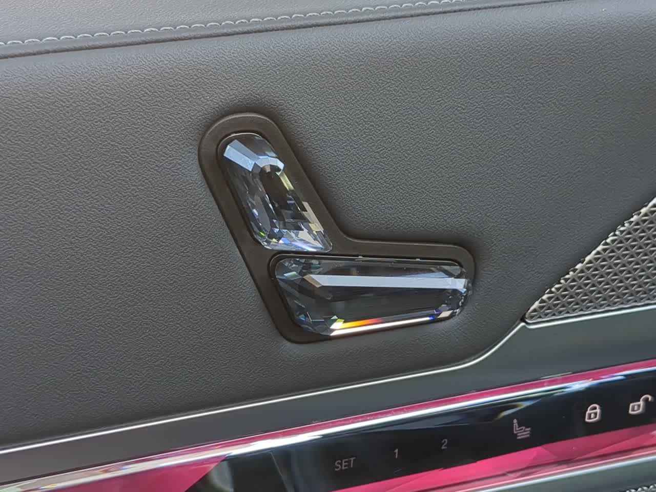 Thumbnail: 2025 BMW 7 Series - 17