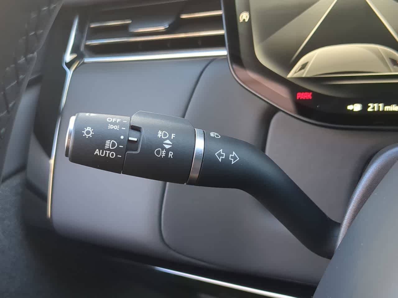 Thumbnail: 2025 Land Rover Range Rover Sport - 27