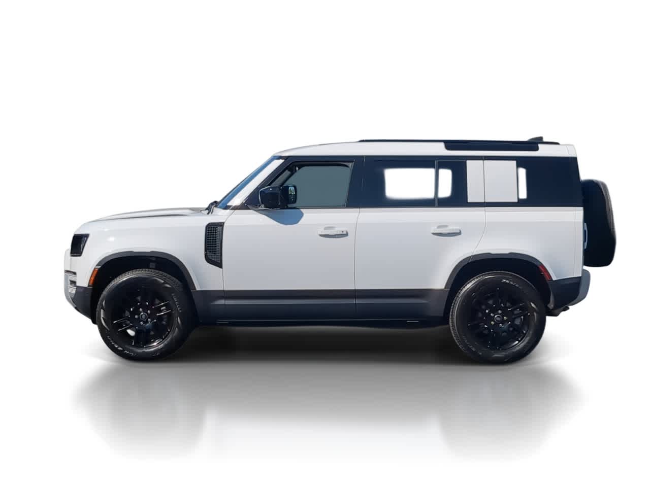 Thumbnail: 2025 Land Rover Defender - 5