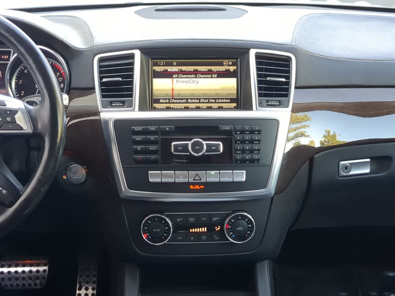 Thumbnail: 2015 Mercedes-Benz GL-Class - 28