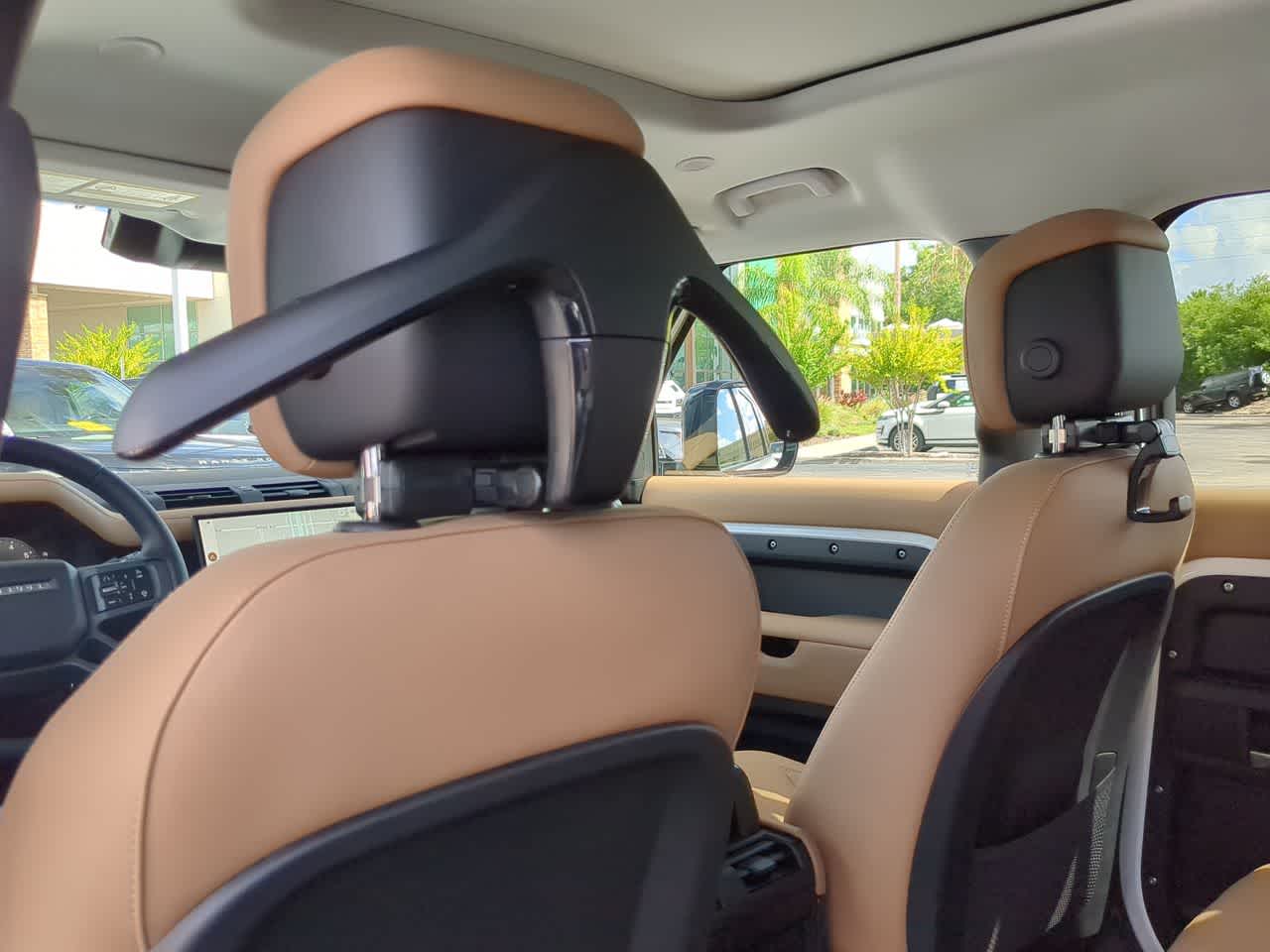 Thumbnail: 2025 Land Rover Defender - 19