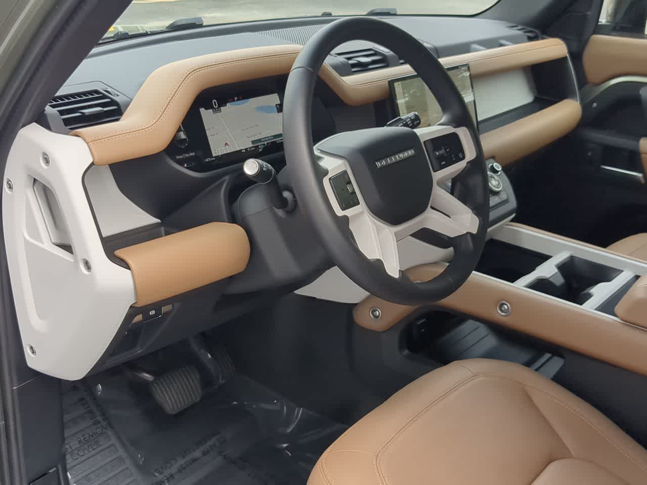 Thumbnail: 2025 Land Rover Defender - 10