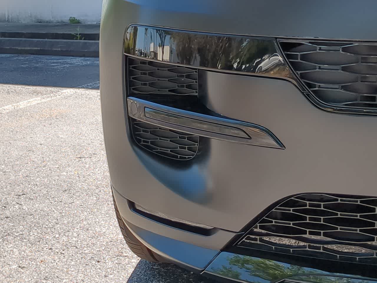 Thumbnail: 2026 Land Rover Range Rover Sport - 11