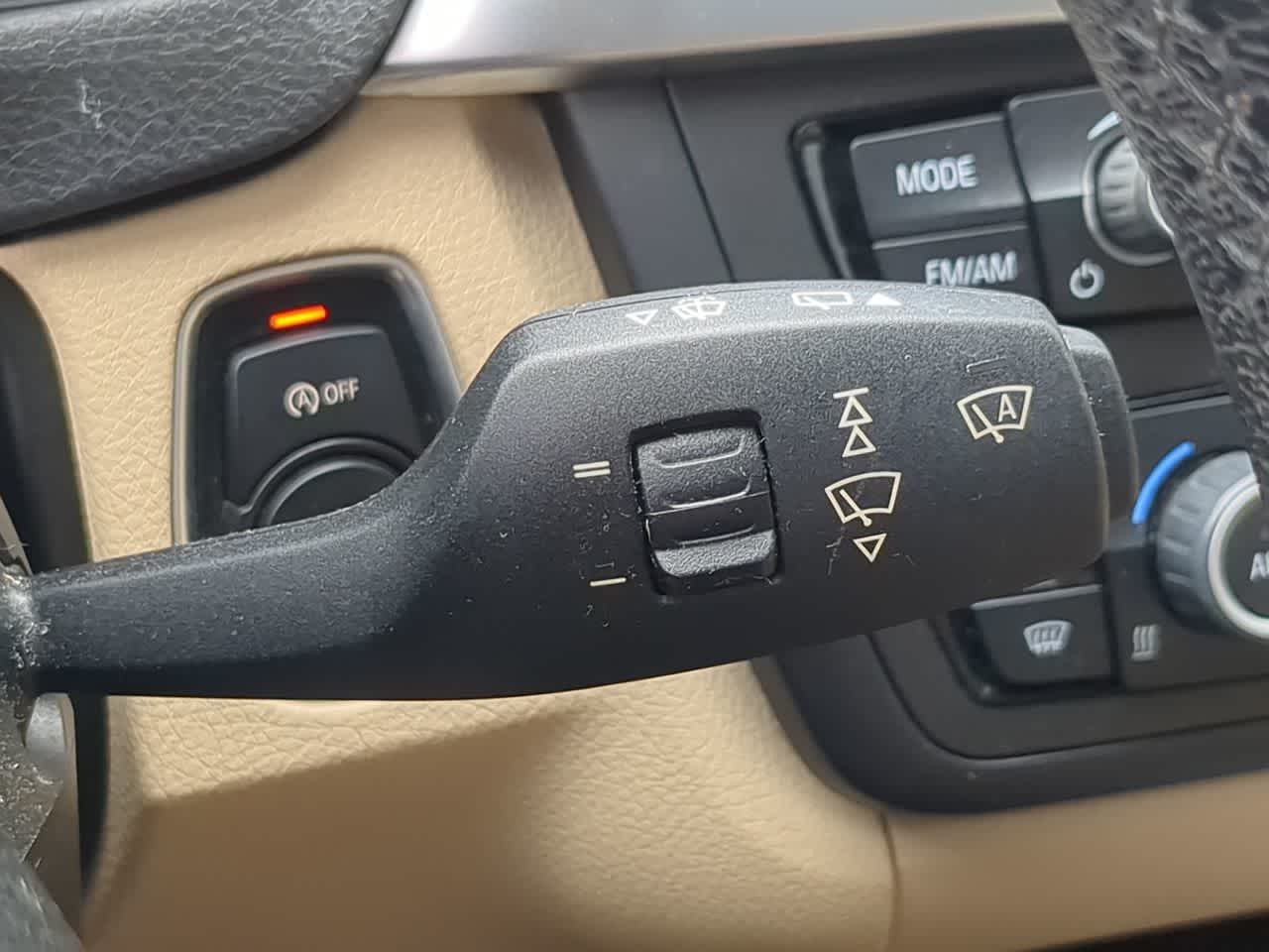 Thumbnail: 2015 BMW 3 Series - 27