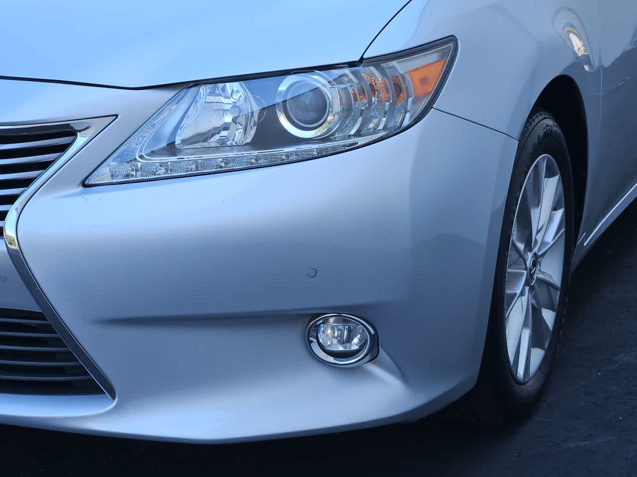 Thumbnail: 2014 Lexus ES - 11