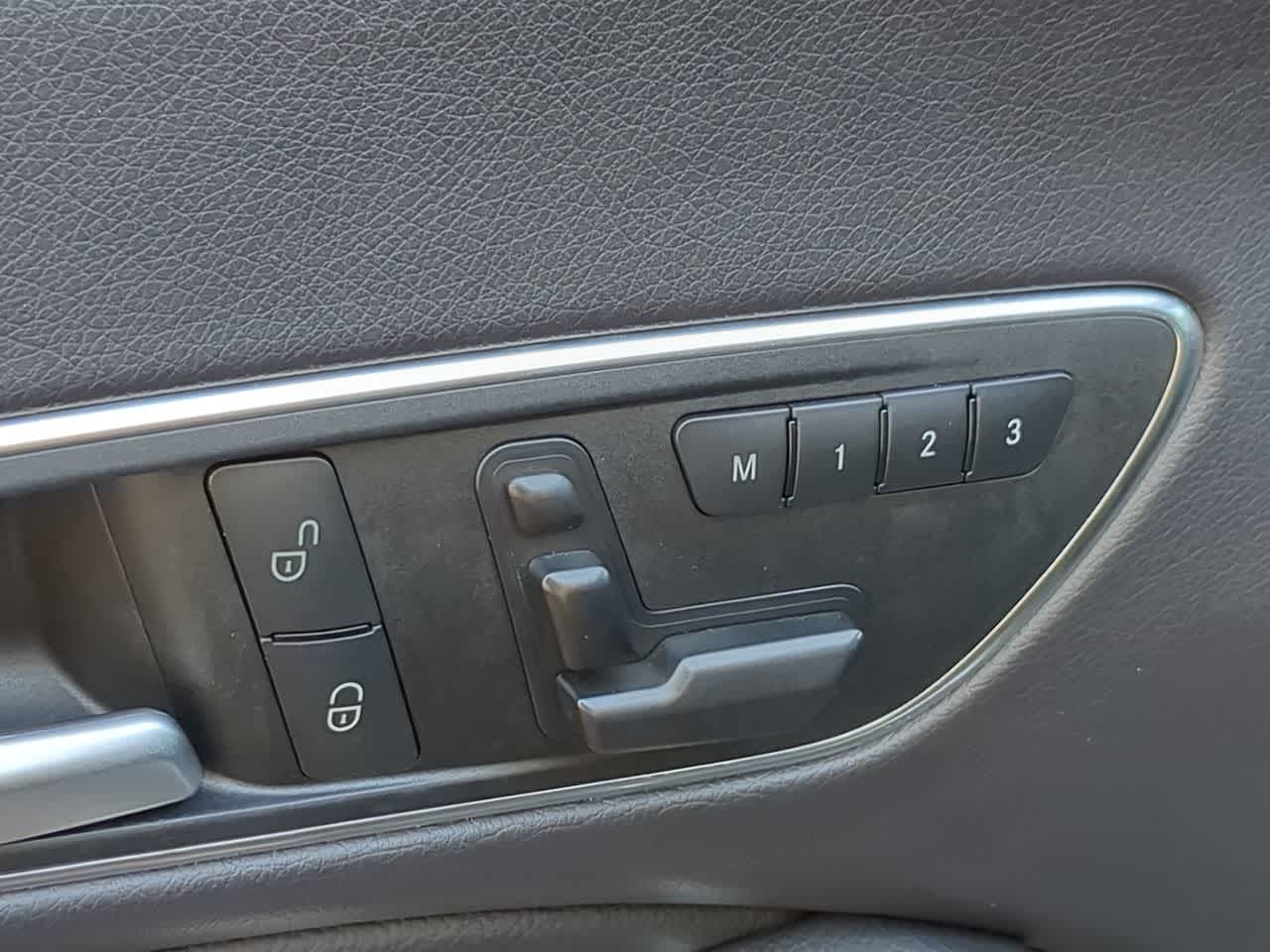 Thumbnail: 2016 Mercedes-Benz CLA - 17