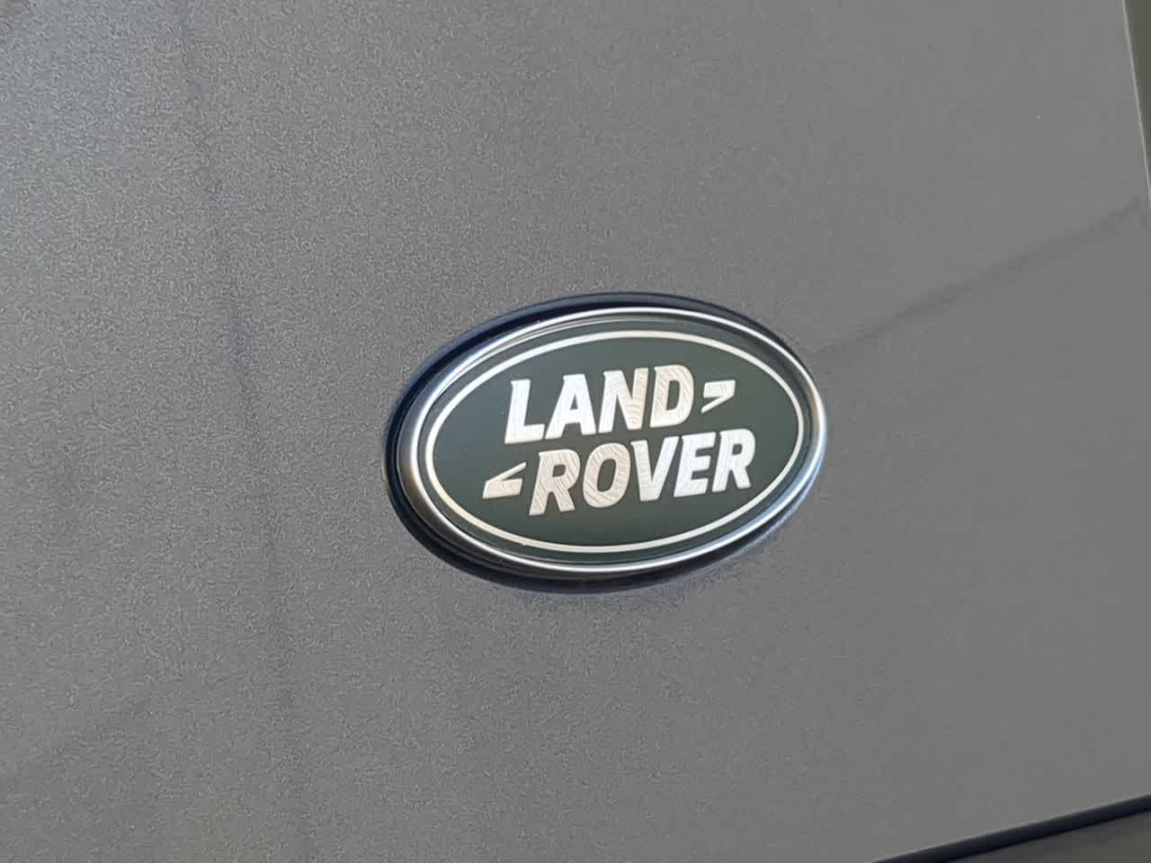 Thumbnail: 2022 Land Rover Defender - 12