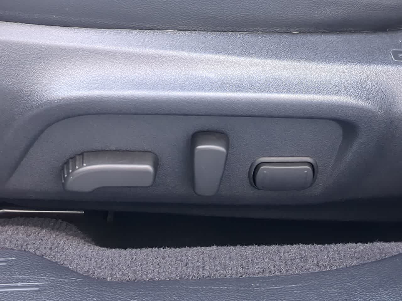 Thumbnail: 2019 Subaru Outback - 18