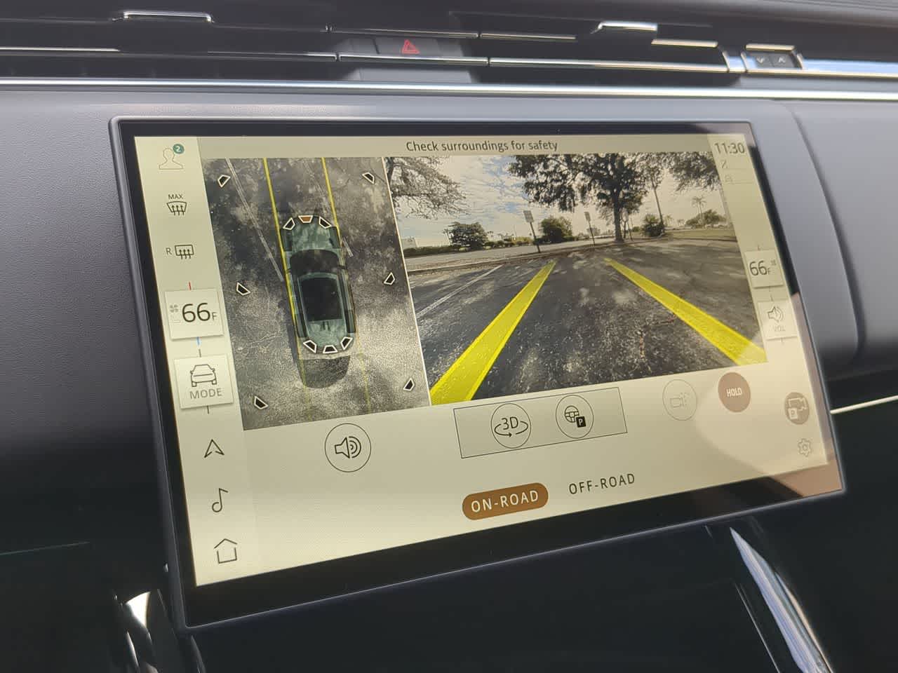 Thumbnail: 2026 Land Rover Range Rover Sport - 32