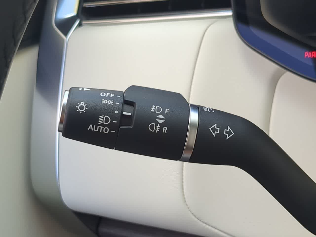 Thumbnail: 2026 Land Rover Range Rover - 29