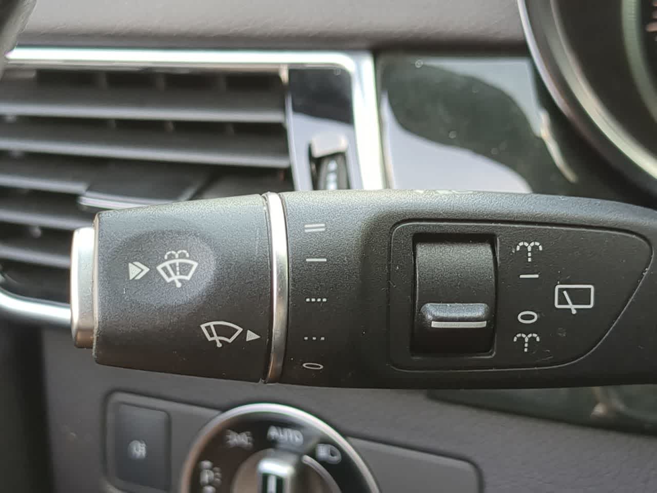 Thumbnail: 2019 Mercedes-Benz GLS - 26