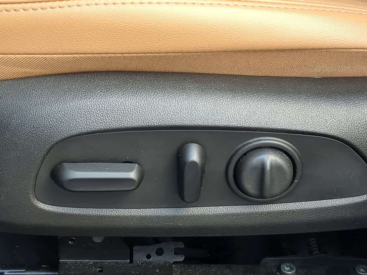 Thumbnail: 2017 Buick LaCrosse - 18