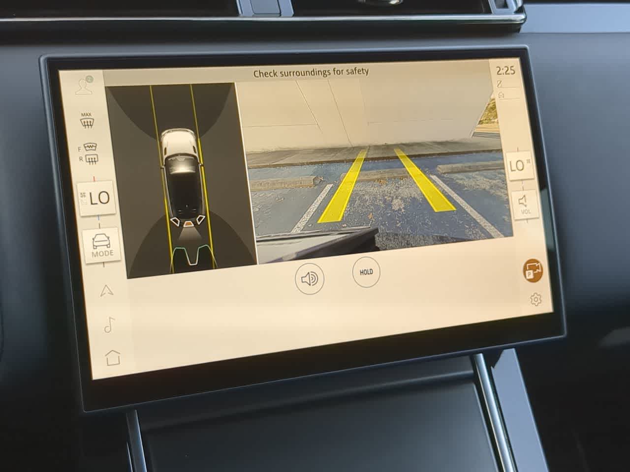 Thumbnail: 2025 Land Rover Range Rover Velar - 32