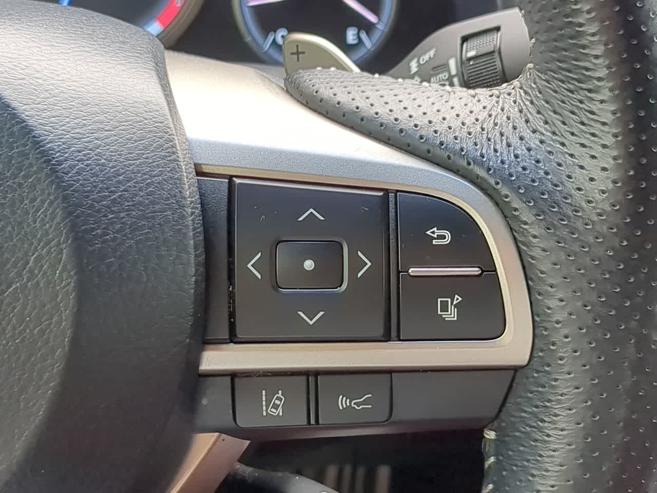 Thumbnail: 2019 Lexus GS - 26