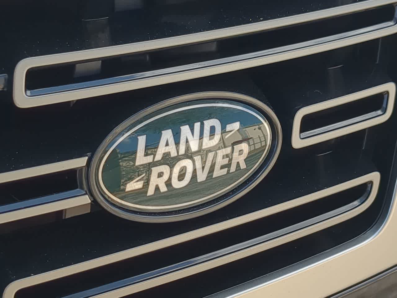 Thumbnail: 2026 Land Rover Range Rover - 12
