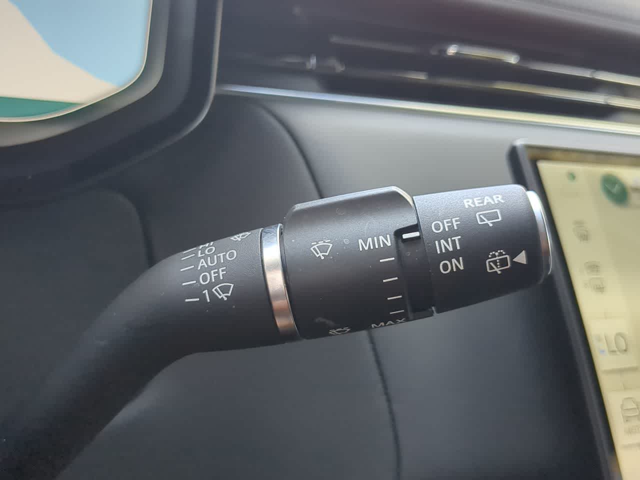 Thumbnail: 2025 Land Rover Range Rover Sport - 27