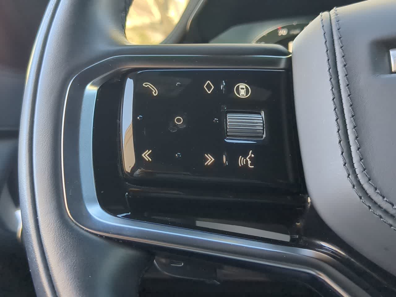 Thumbnail: 2025 Land Rover Range Rover Sport - 26