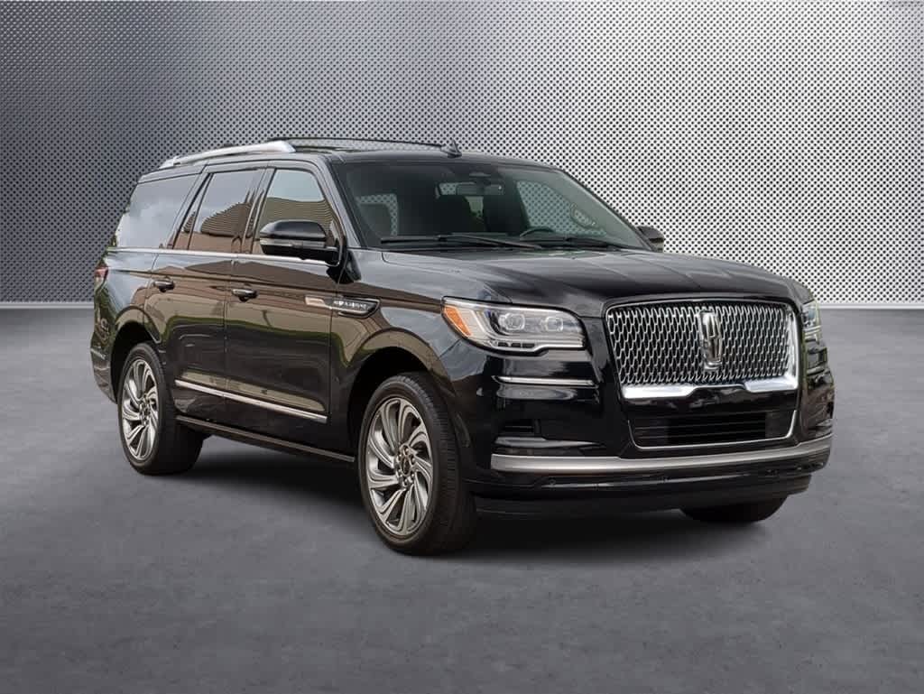 Used 2023 Lincoln Navigator Reserve with VIN 5LMJJ2KG9PEL03193 for sale in Orlando, FL