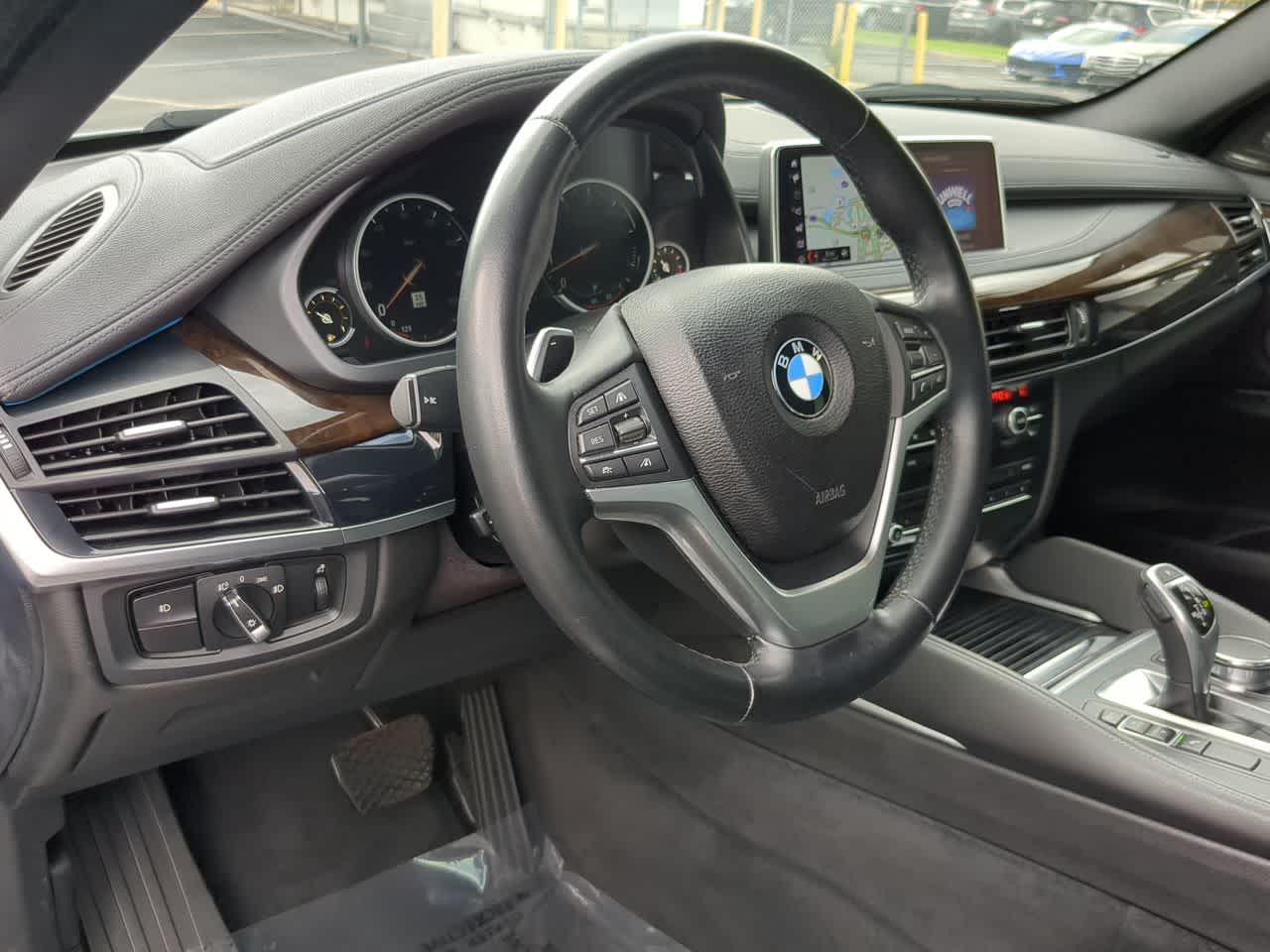 Thumbnail: 2018 BMW X6 - 10