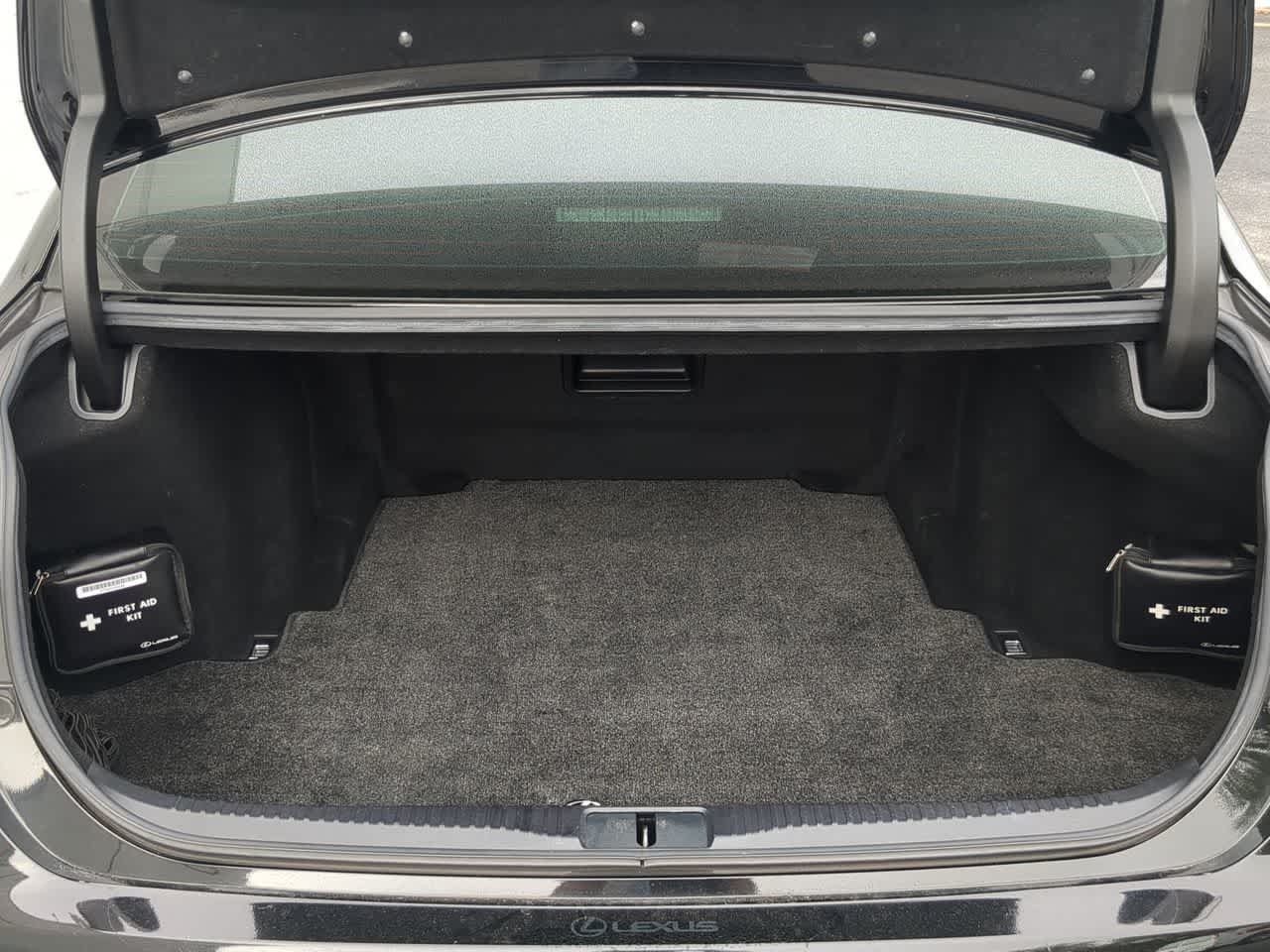 Thumbnail: 2019 Lexus GS - 36