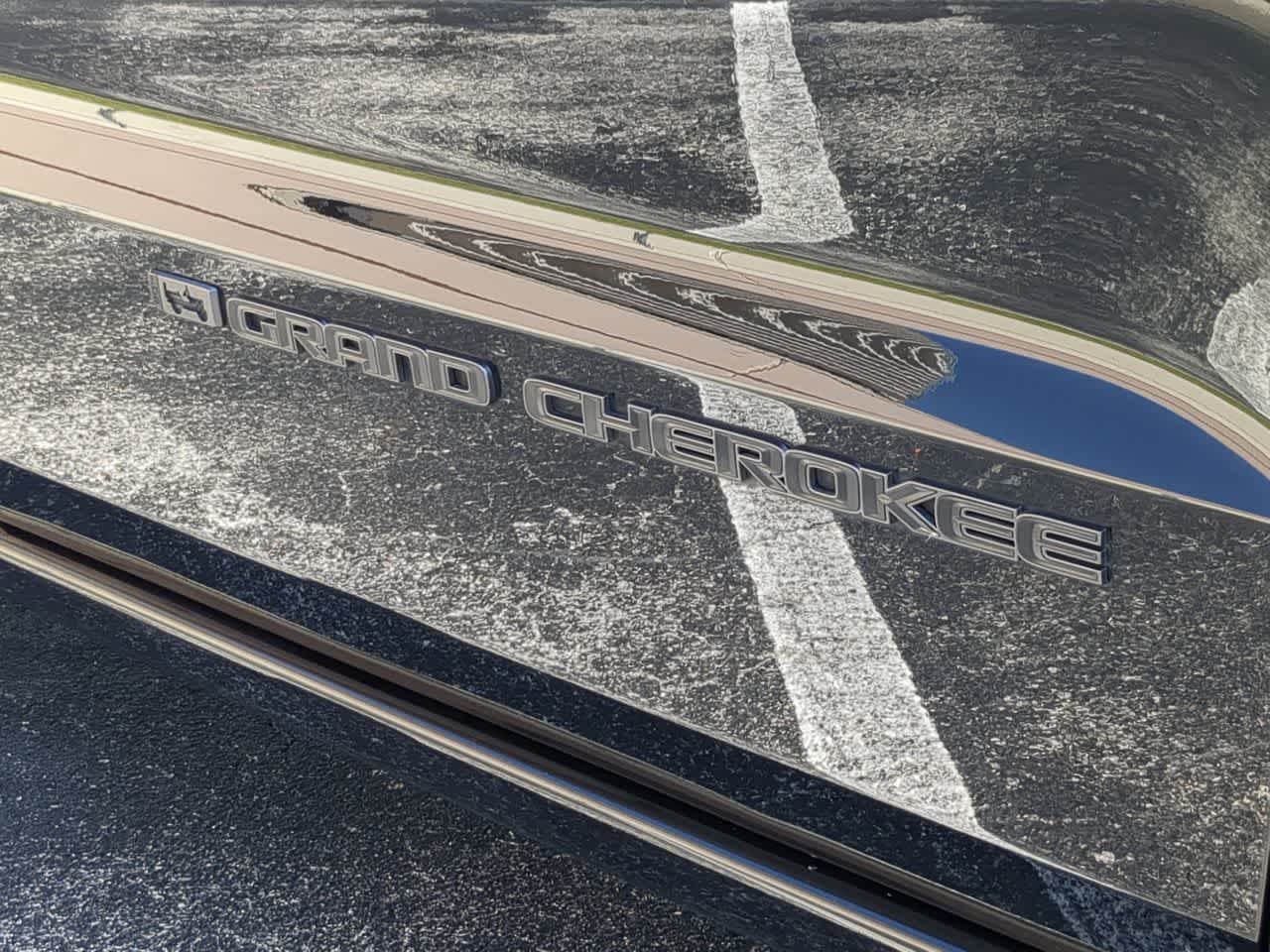 Thumbnail: 2021 Jeep Grand Cherokee - 13