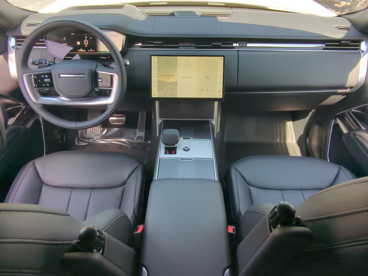 Thumbnail: 2026 Land Rover Range Rover - 16