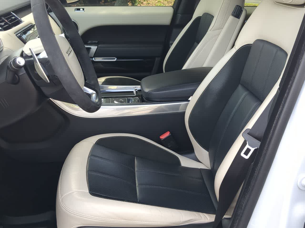 Thumbnail: 2021 Land Rover Range Rover Sport - 17