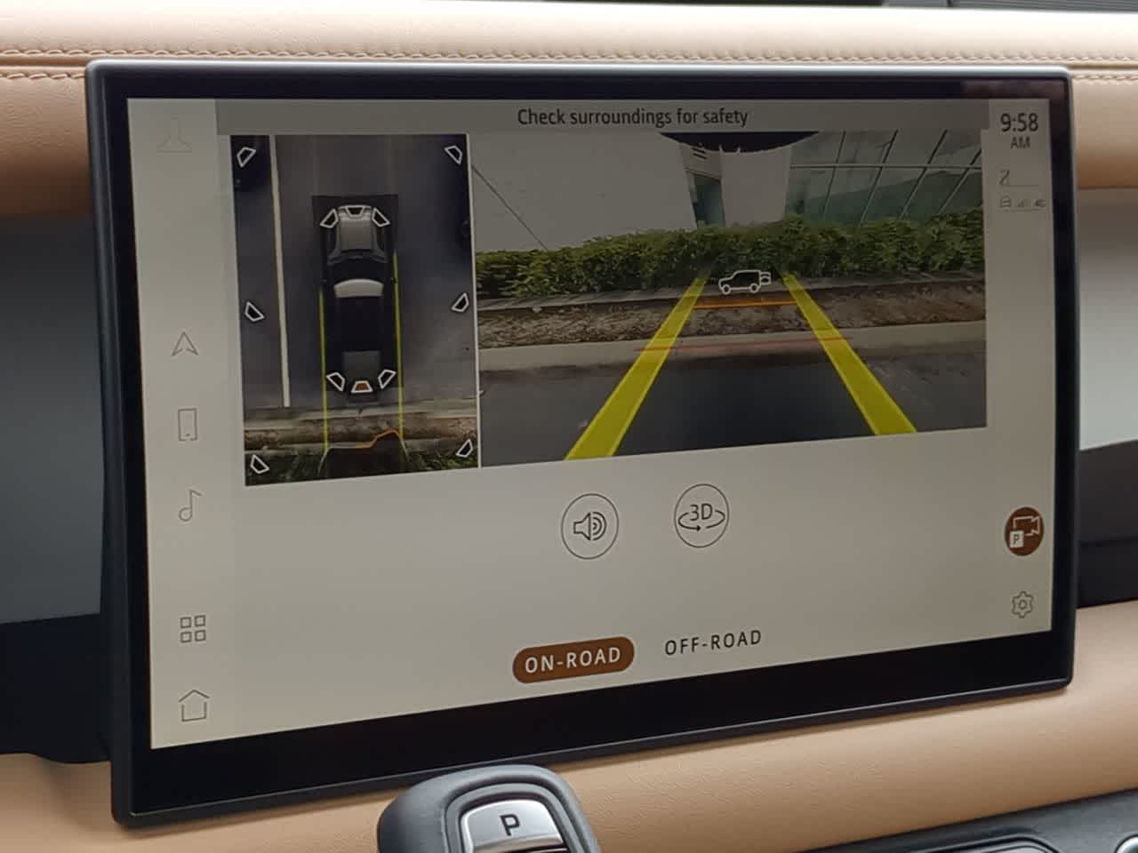 Thumbnail: 2025 Land Rover Defender - 32