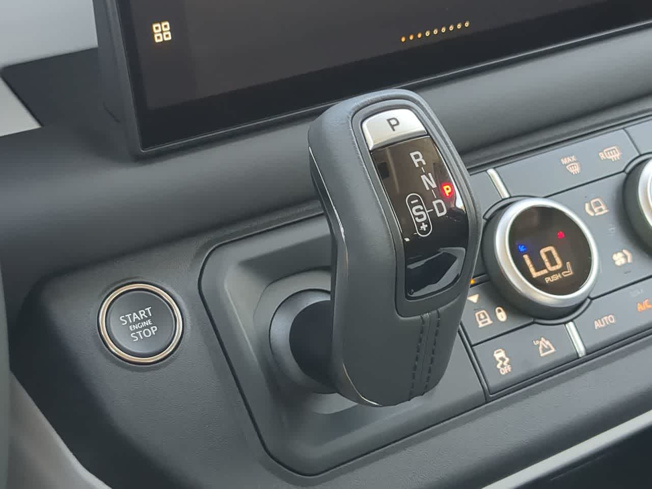 Thumbnail: 2025 Land Rover Defender - 35