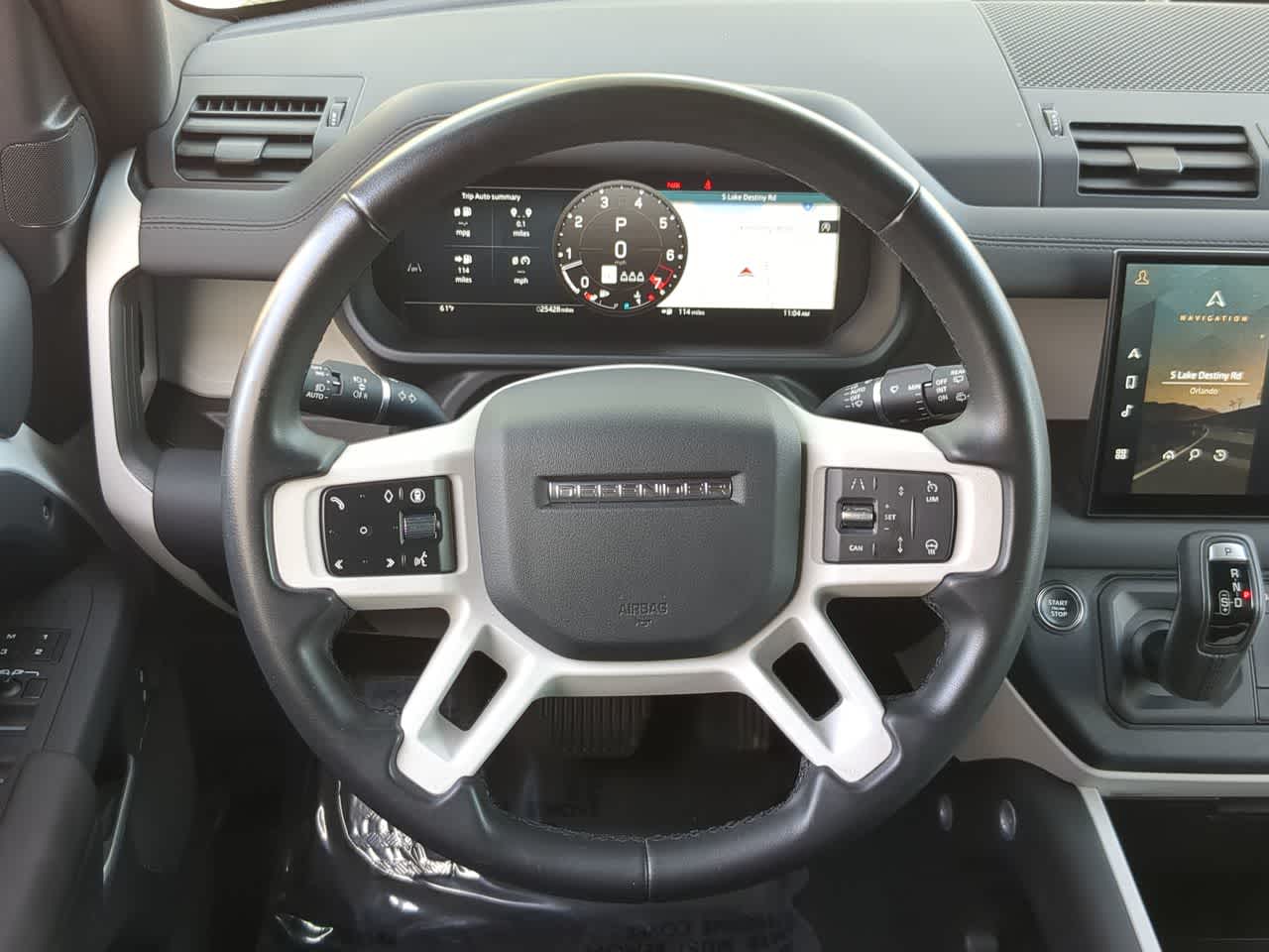 Thumbnail: 2025 Land Rover Defender - 25