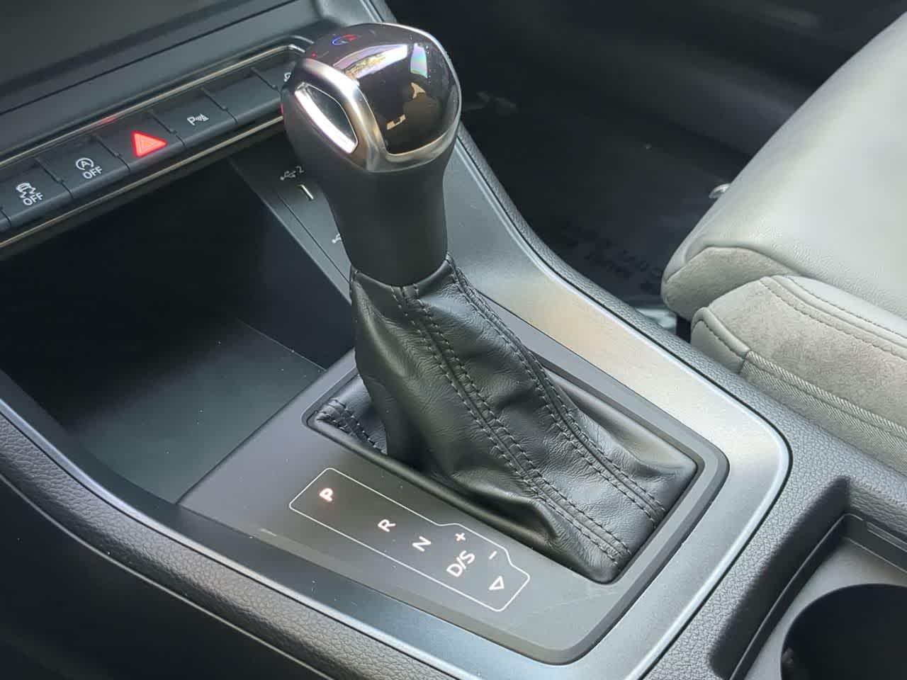 Thumbnail: 2022 Audi Q3 - 32