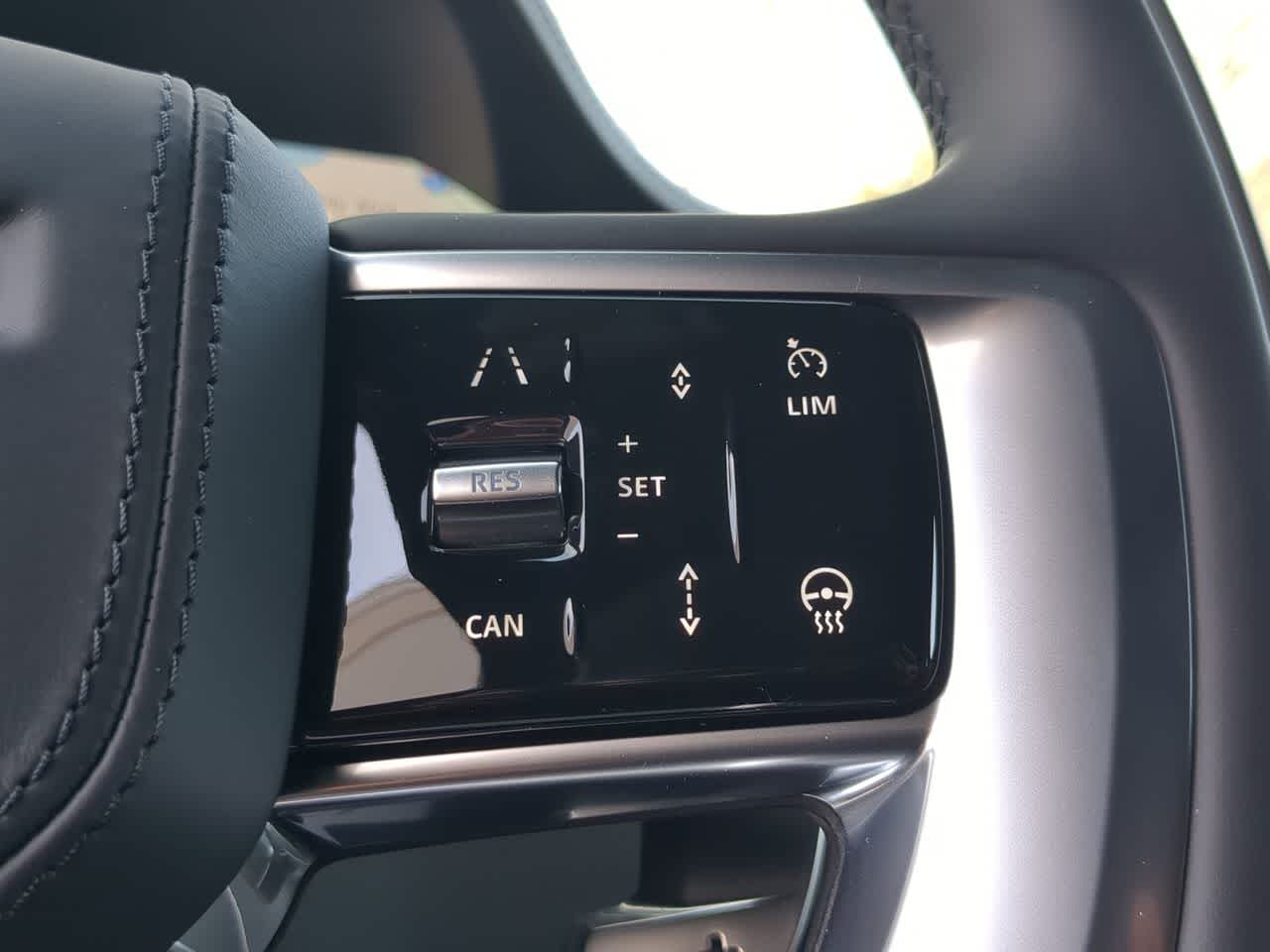 Thumbnail: 2026 Land Rover Range Rover - 27